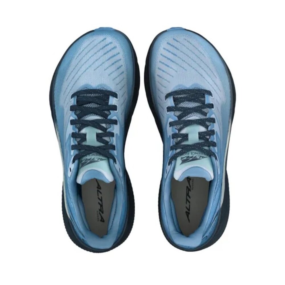 Like new ALTRA women's fwd experience flow running shoes in light blue
